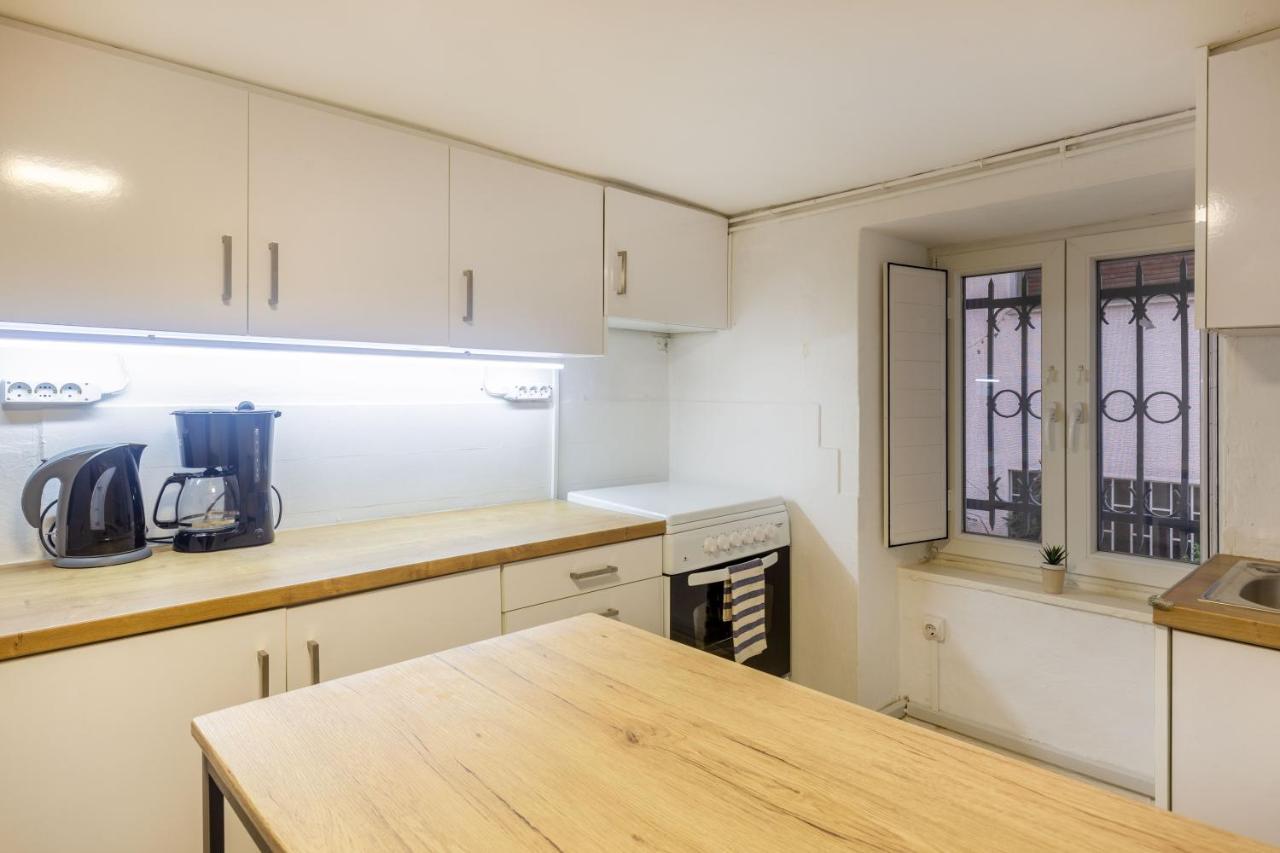 Charming Apartment In The Heart Of Plaka أثينا المظهر الخارجي الصورة