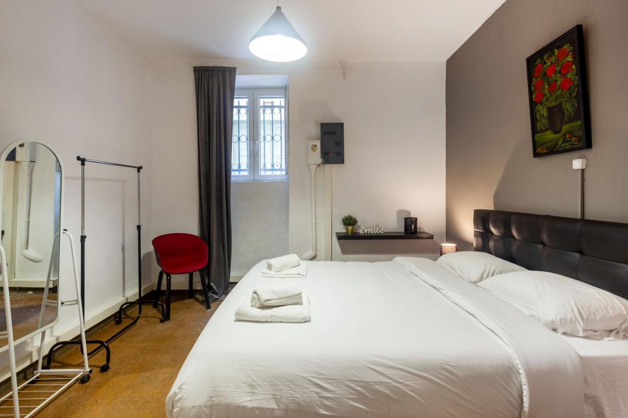 Charming Apartment In The Heart Of Plaka أثينا المظهر الخارجي الصورة